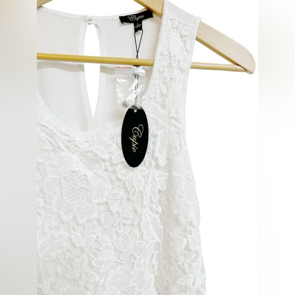 Embroidered Floral Crochet Lace White Tank Blouse Size Small NWT - Picture 2 of 5